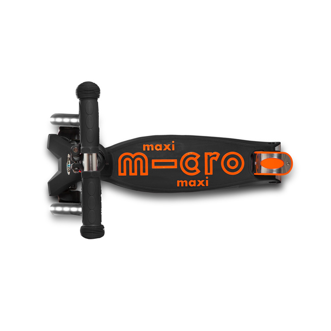 Maxi Micro Deluxe LED Scooter