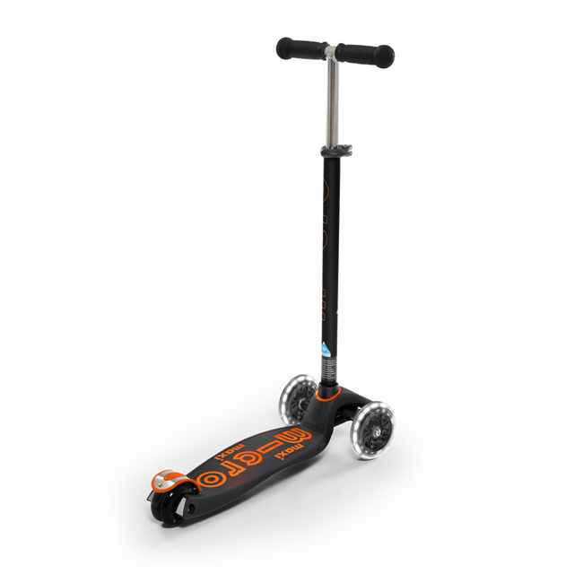 Maxi Micro Deluxe LED Scooter