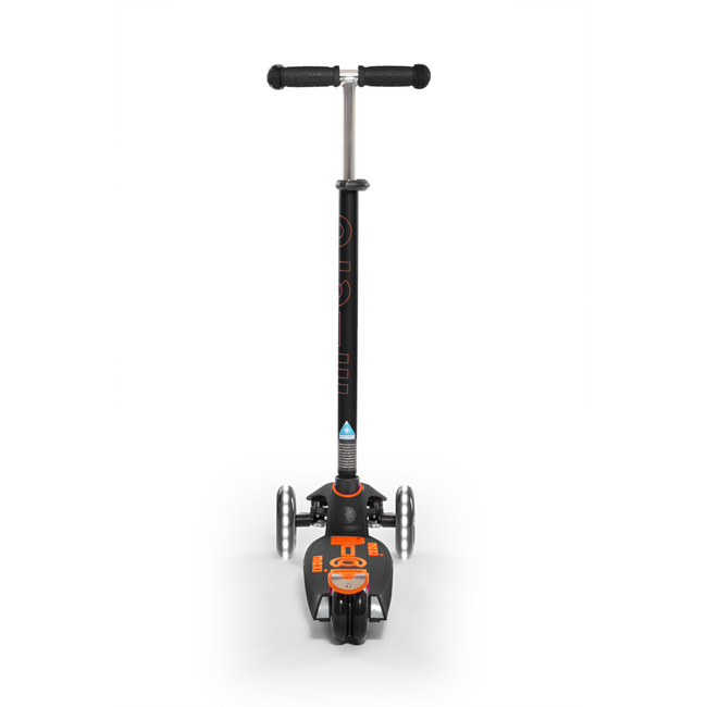 Maxi Micro Deluxe LED Scooter