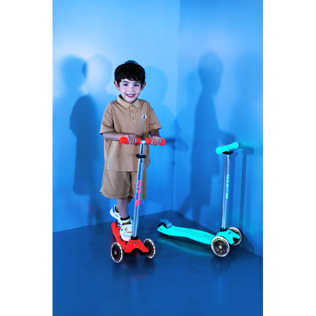 Maxi Micro Deluxe Glow LED Jelly Green